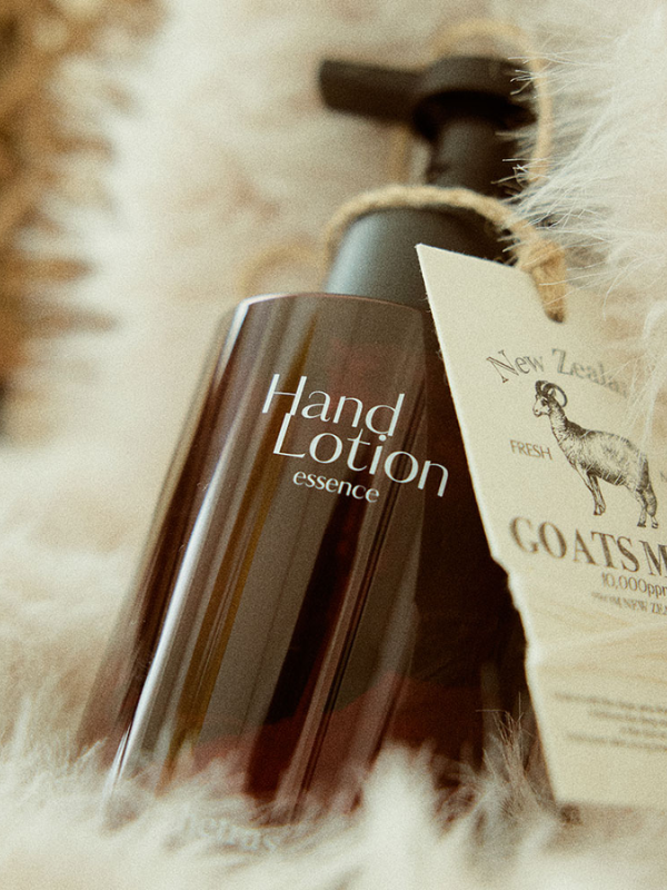 hetras Perfume Essence Hand Lotion 515ml-2